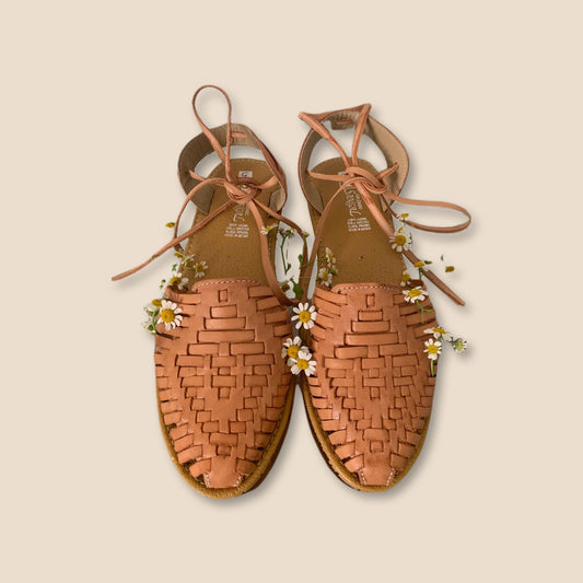 Lace-Up Leather Huaraches: Mexican Artisanal Sandals