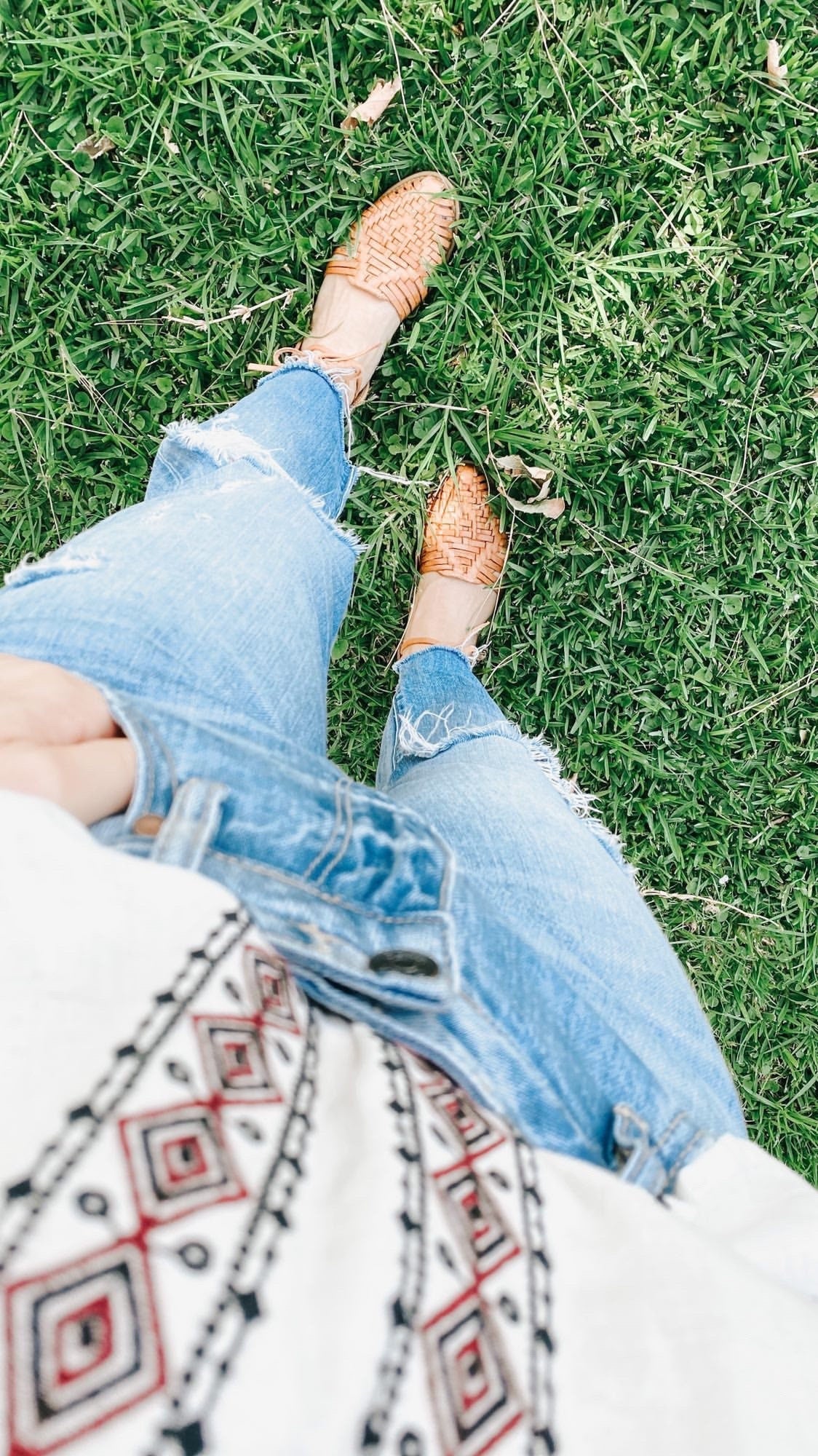 Lace-Up Leather Huaraches: Mexican Artisanal Sandals