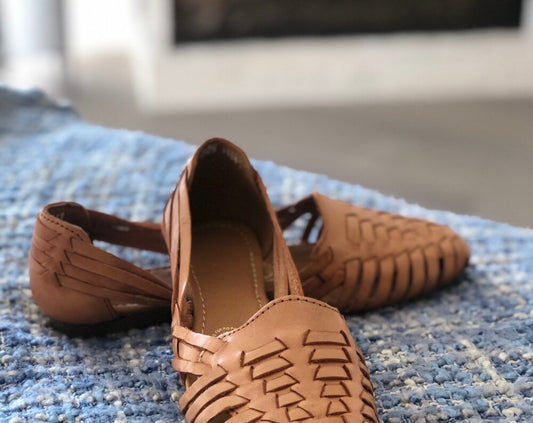 Comfortable Leather Huaraches: Modern Mexican Sandals for Women